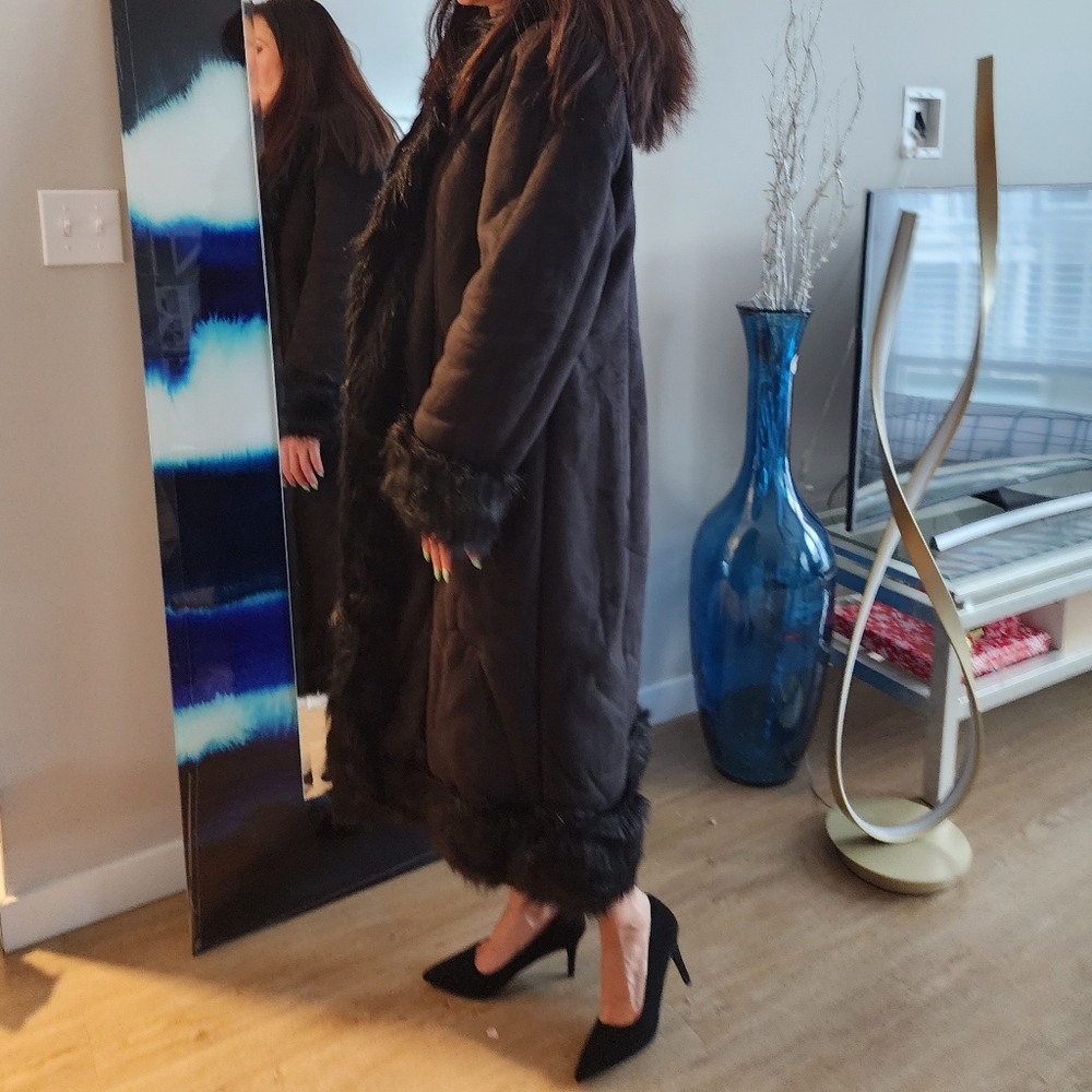 Masseys Black Long Faux Fur Trim Coat Women’s XL Elegant Winter - Picture 9 of 16